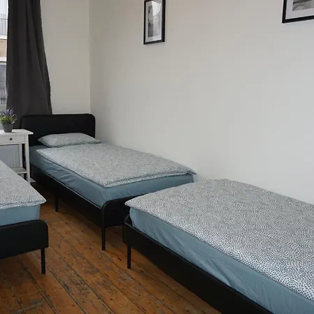 House Jane 4 Sleeping Rooms, Big Terrace. Vakantiehuis